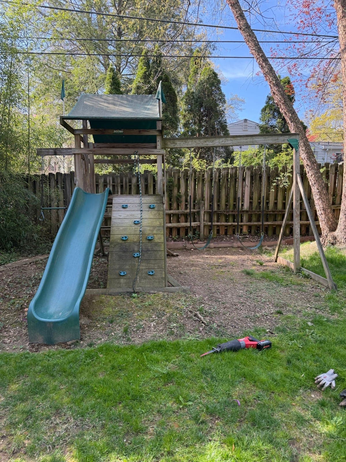 Intact kids' playset with green slide slated for removal in York County, PA — The Junk Lord